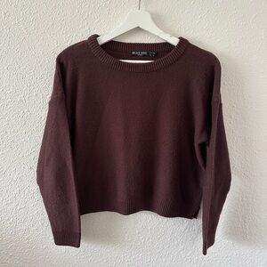 Brown burgundyish knit sweater, size M